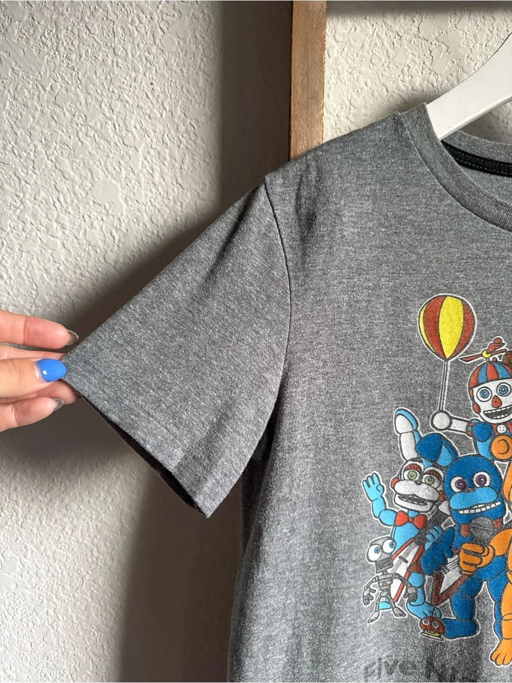 Old Navy Collectibles Five Nights of Freddy’s Graphic T-Shirt sz: L or 10/12